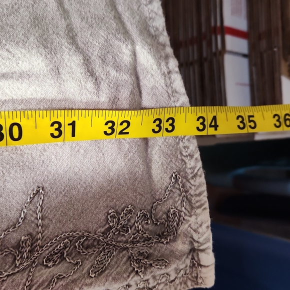 Devi Boho/ Indie Style Embroidered OSFM Basic Floral Button Down Mini Dress - Picture 7 of 10